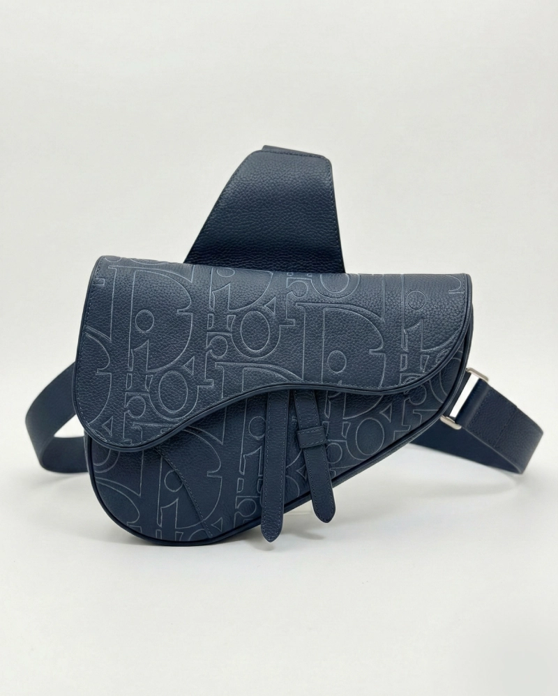 Dior Men's Saddle Bag in Grained Dior Oblique Leather CHRISTIAN DIOR premium 1:1 craftmanship super master edition Dior Men's Saddle Bag in Grained Dior Oblique Leather - Image 3