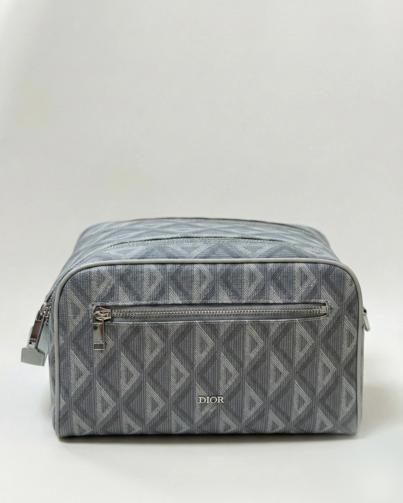 Dior Toiletry Bag in Dior Oblique & CD Diamond Canvas CHRISTIAN DIOR premium 1:1 craftmanship super master edition Dior Toiletry Bag in Dior Oblique & CD Diamond Canvas - Image 2