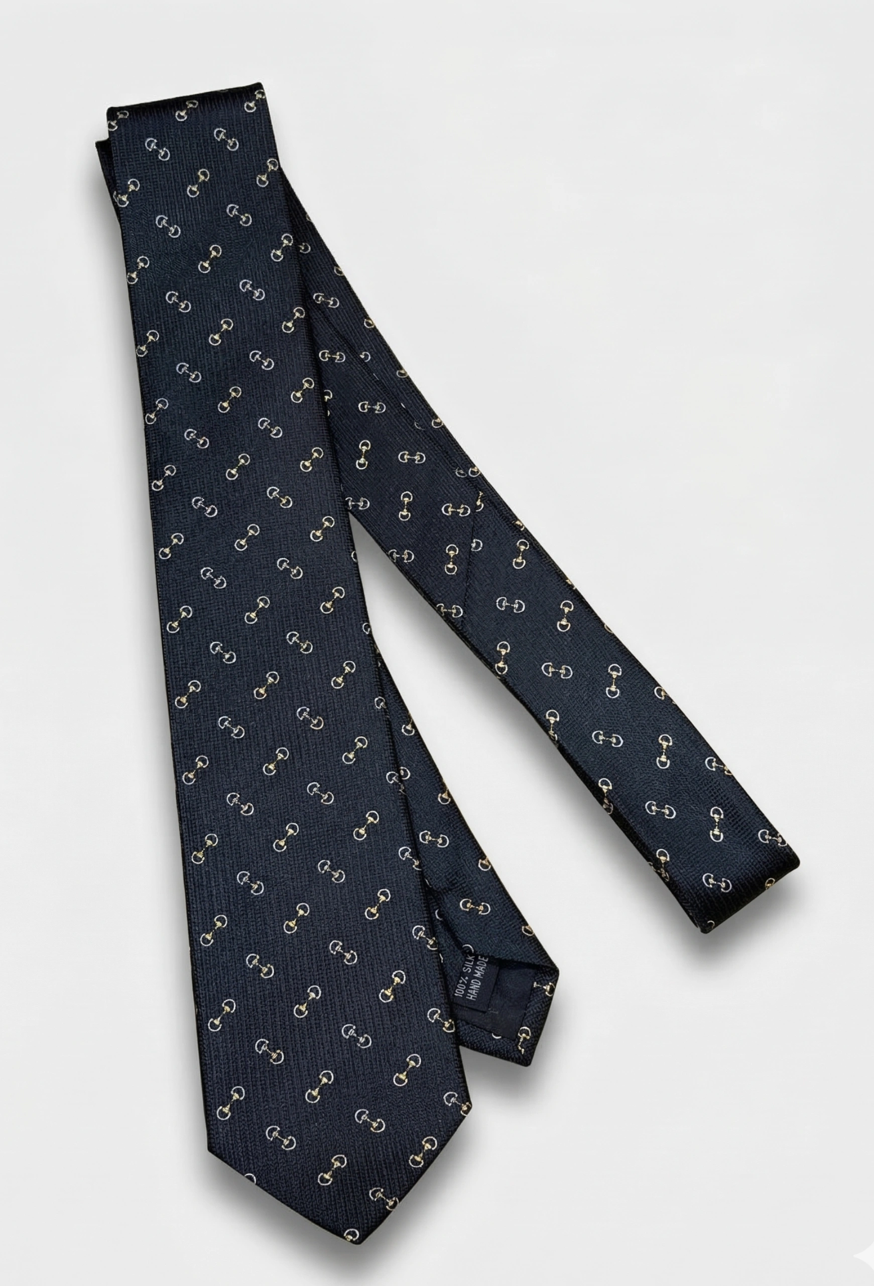 Hermès Paris 100% Silk Tie – Handmade Luxury Edition Hermes premium 1:1 craftmanship super master edition Hermès Paris 100% Silk Tie – Handmade Luxury Edition