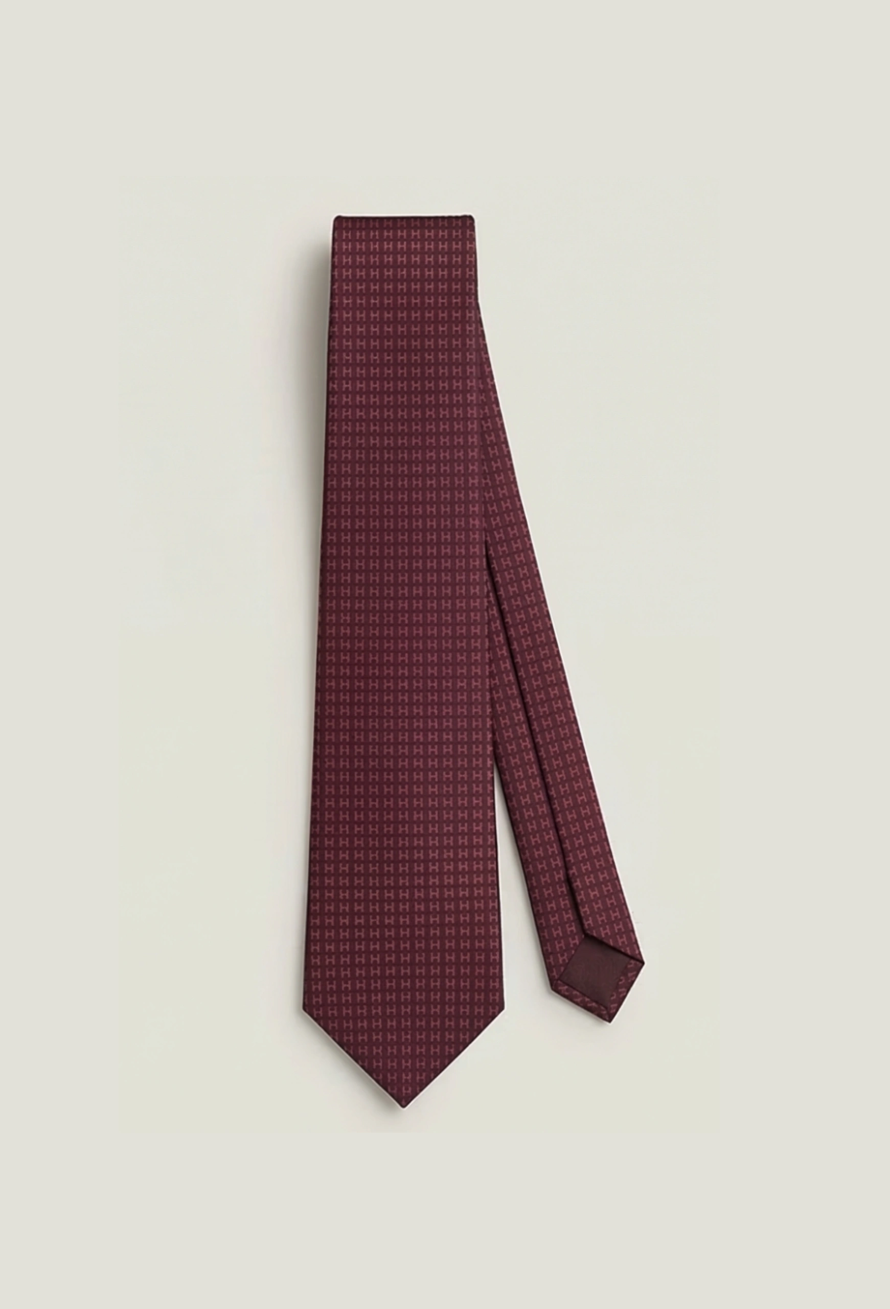 Hermès Paris 100% Silk Tie – Handmade Luxury Edition Hermes premium 1:1 craftmanship super master edition Hermès Paris 100% Silk Tie – Handmade Luxury Edition