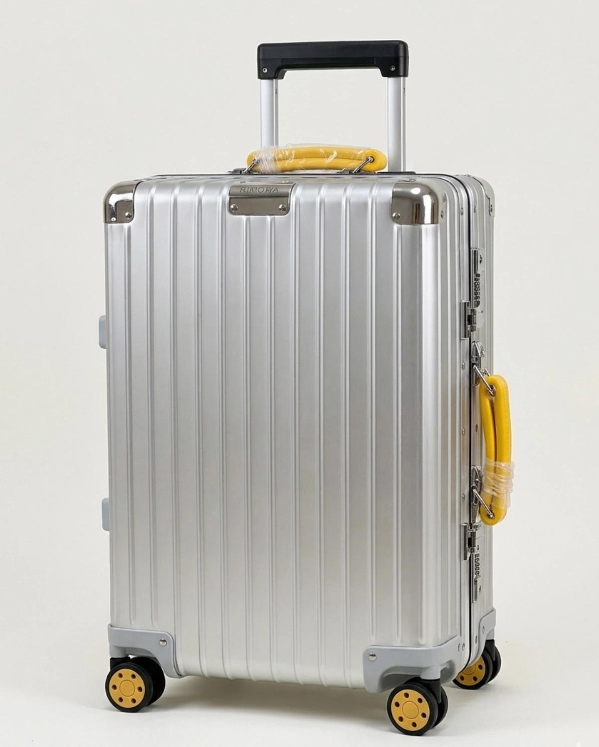 Rimowa Lightweight Hardshell Spinner Suitcase RIMOWA premium 1:1 craftmanship super master edition Rimowa Lightweight Hardshell Spinner Suitcase