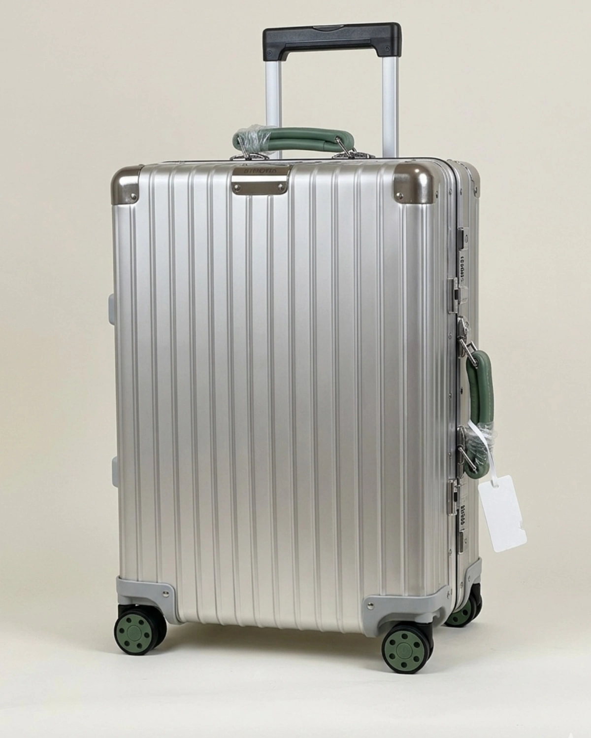Rimowa Lightweight Hardshell Spinner Suitcase RIMOWA premium 1:1 craftmanship super master edition Rimowa Lightweight Hardshell Spinner Suitcase